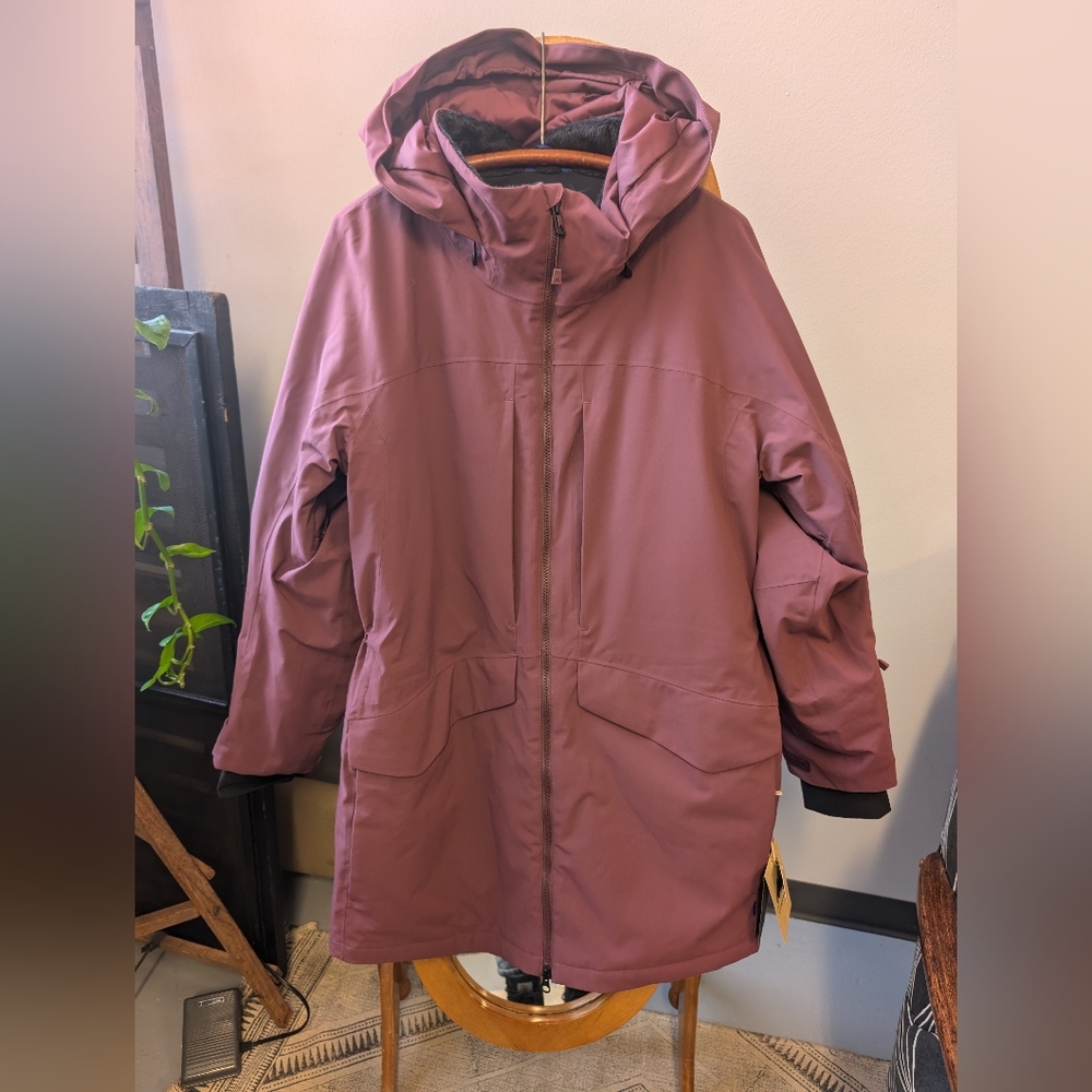 BNWT Women's Burton Jacket Size XL